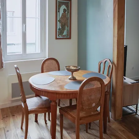 Apartment Le Montarrouye Pour 2 A 6 Personnes *