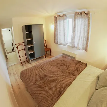 Le Montarrouye Pour 2 A 6 Personnes Lejlighed