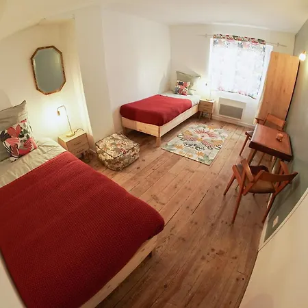 Apartment Le Montarrouye Pour 2 A 6 Personnes