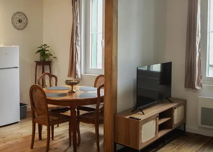 Le Montarrouye Pour 2 A 6 Personnes Apartament *